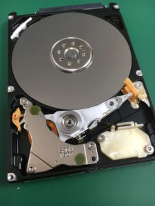 札幌のハードディスクとSSDデータ復旧