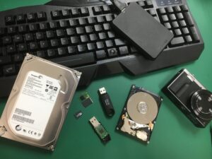 札幌パソコンかけこみ寺のデータ復旧対応機器
